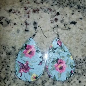 Ladies earrings